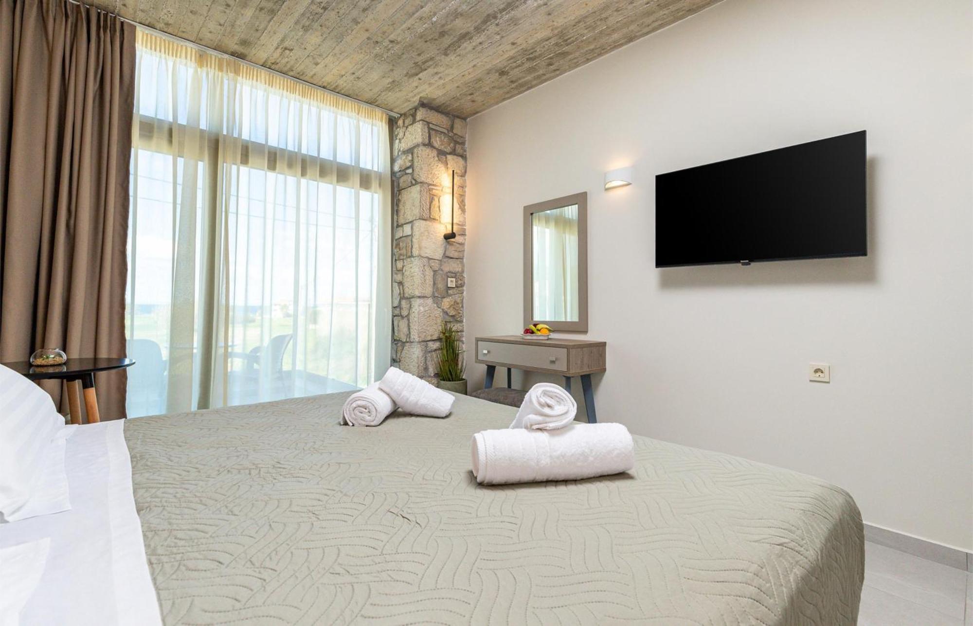 Achatis Apartments With Sea View Kolimvárion Ngoại thất bức ảnh