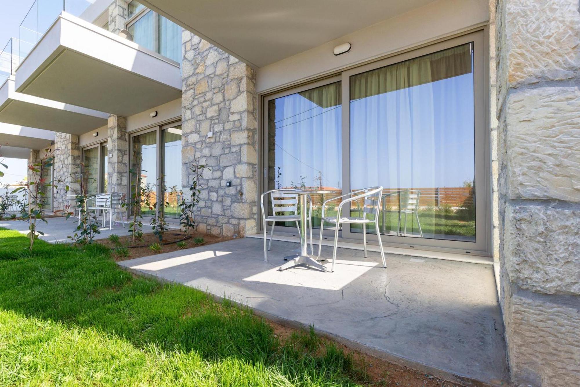 Achatis Apartments With Sea View Kolimvárion Ngoại thất bức ảnh
